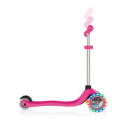 Тротинетка за деца - розова със светещи колела